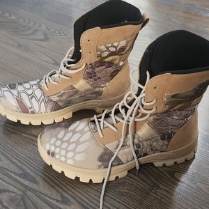 Camouflage Lace-Up MENS  Boots